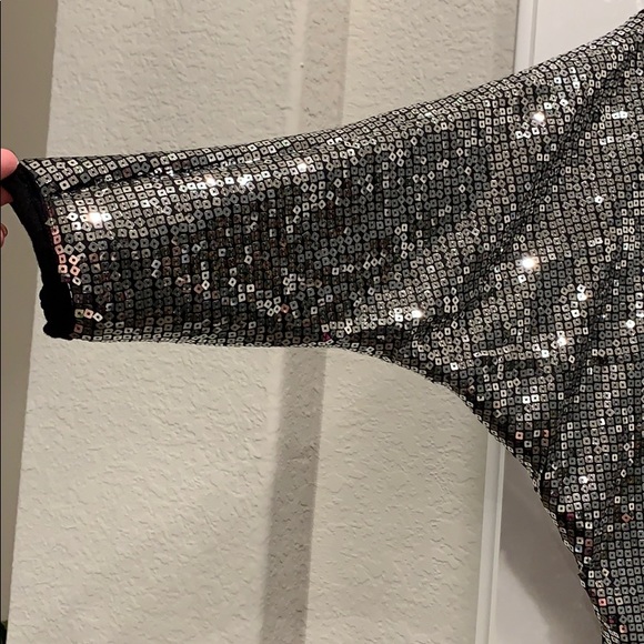 Silver sequined party dress NWT! - Picture 4 of 7